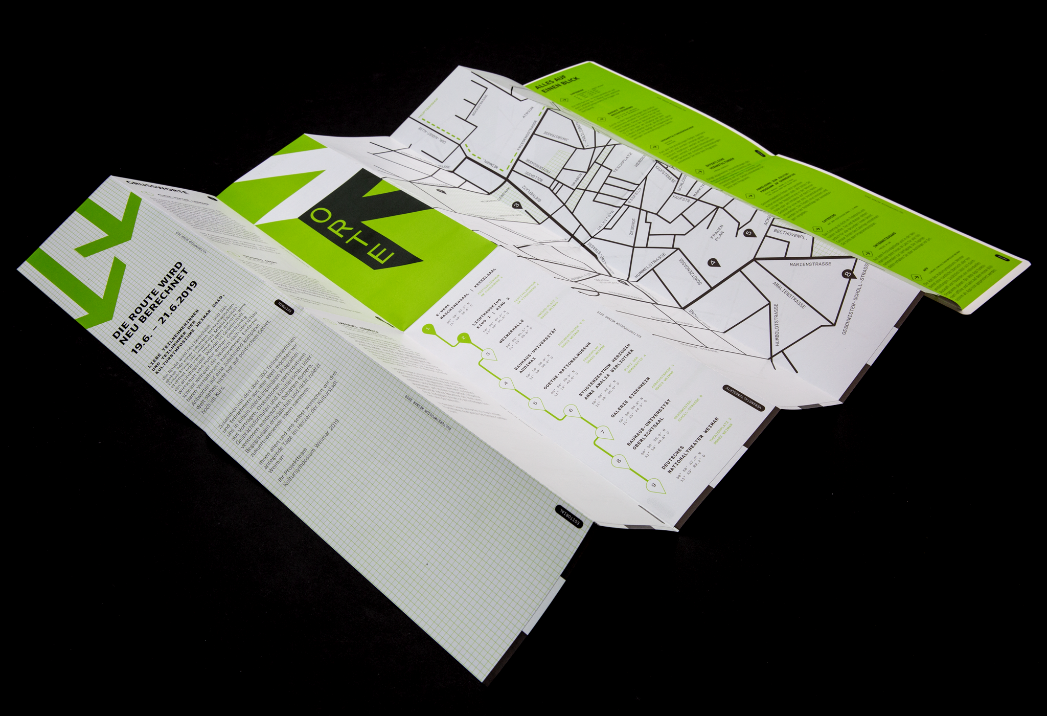 Grafisch gestaltete offene Stadtkarte / Graphically designed open city map